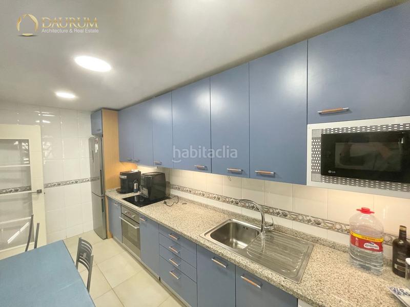 Foto a86c7a0e-7b4a-4f9b-a12b-24907a2e59a1. Appartamento con parcheggio piscina in Zona Centro Comercial Torrequebrada Benalmádena