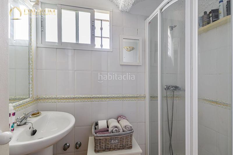 Foto 00217b0f-ba8f-448f-b73b-a71620182413. Casa a schiera con parcheggio piscina in Bahía Dorada Estepona