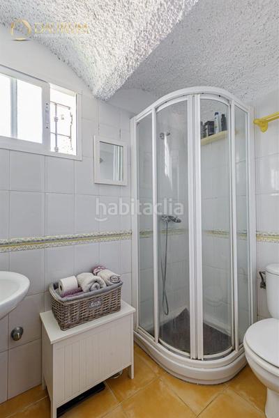 Foto bd3d83eb-6c21-4e01-a25e-88b1cfc61823. Casa a schiera con parcheggio piscina in Bahía Dorada Estepona