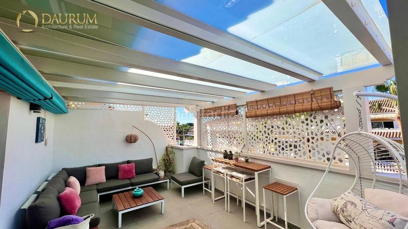 Foto d7238a44-ea80-4388-871b-d3cd53a30262. Pis amb calefacció aparcament piscina a La Dama de Noche - La Alzambra Marbella