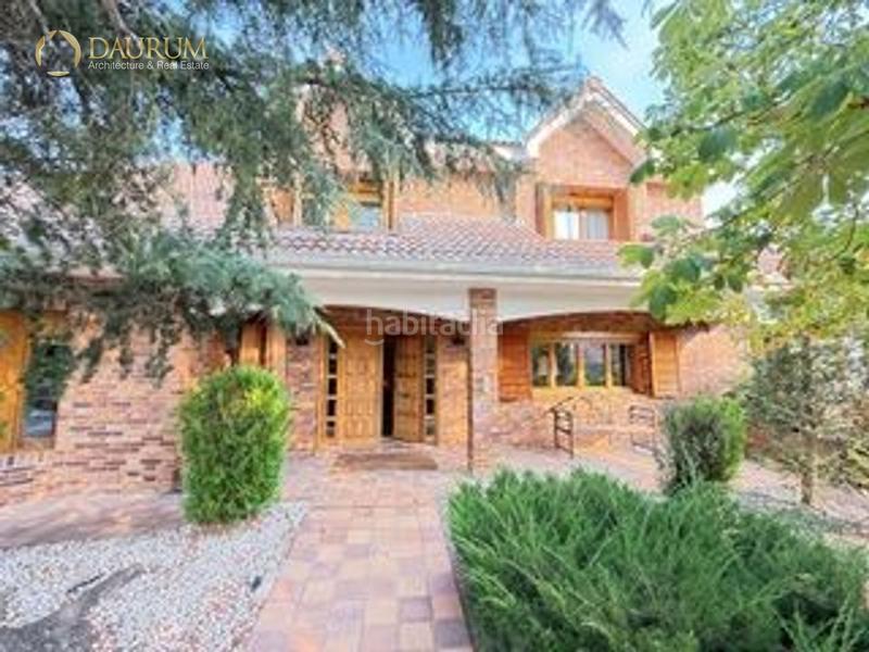 Foto 17980a6d-d1f0-402b-ac3c-a6a5c8b39ef9. Chalet con riscaldamento parcheggio piscina in Montealina Pozuelo de Alarcón