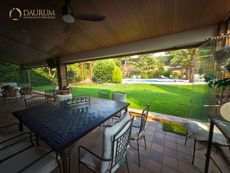 Foto d8738d91-b12a-41b3-8085-7cbe838b4e71. Chalet con riscaldamento parcheggio piscina in Montealina Pozuelo de Alarcón