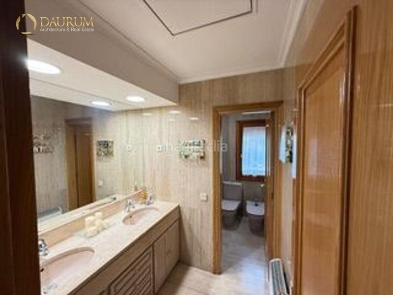 Foto e4febb1d-481a-48a9-ab5d-cc119b097541. Chalet con riscaldamento parcheggio piscina in Montealina Pozuelo de Alarcón