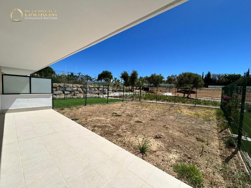 Foto b8b9db0e-d01e-4d3c-aa45-801e07aab695. Appartamento con riscaldamento parcheggio piscina in Estepona