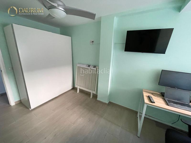 Foto bd58bbf9-9219-41cf-8e8b-a6880c6f8fb2. Piso estupendo piso de 3 habitaciones en san andrés en Málaga