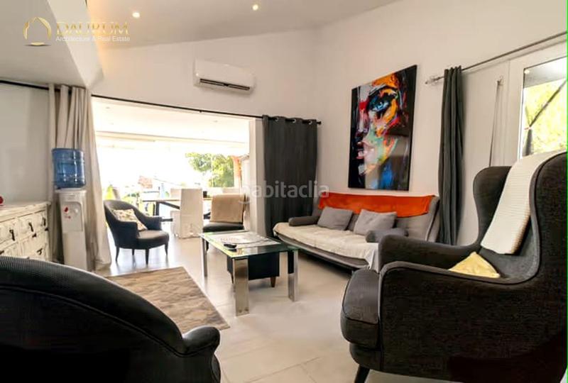 Foto 41188552-f946-4284-8ca7-fe11c94c9967. Casa adossada amb piscina a Bahía Dorada Estepona