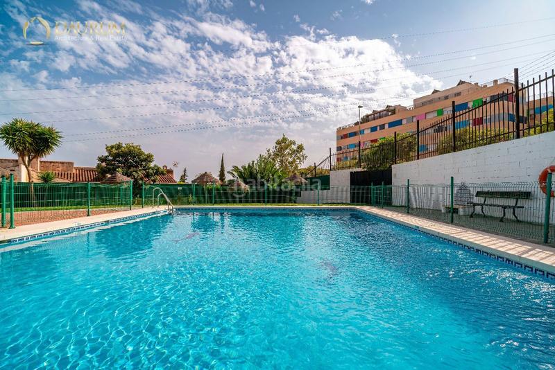 Foto 37047c8e-6282-4e7a-afa8-8481c3583286. Casa adossada amb calefacció aparcament piscina a Málaga