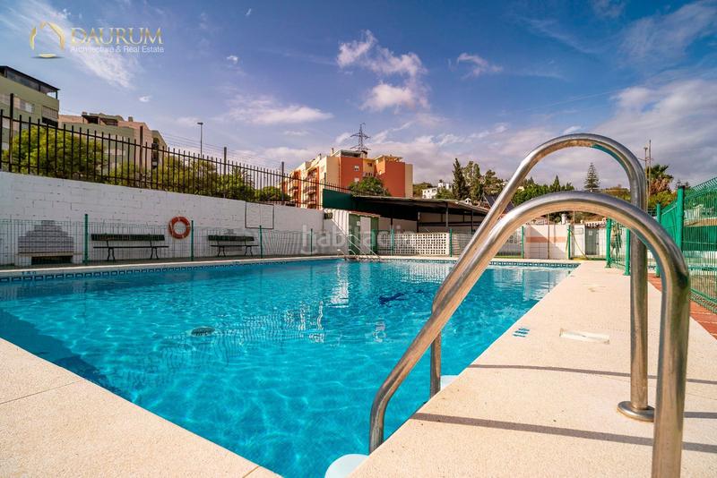 Foto 8cc91e84-972f-4063-8709-12e1141eb85e. Casa adossada amb calefacció aparcament piscina a Málaga