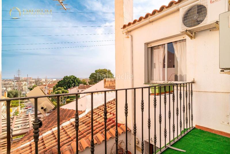Foto cd1ed16e-28a3-4526-9ee0-37d740a0f9e4. Casa adossada amb calefacció aparcament piscina a Málaga