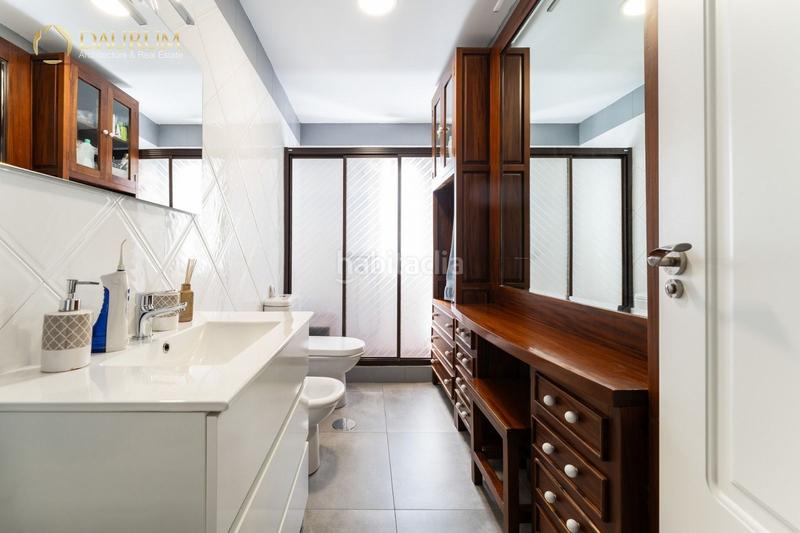 Foto a5dee106-12cb-4267-9dfe-65fc1f54f41c. Semi detached house with parking in Centro Mijas