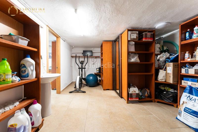 Foto b6236adc-e4fa-4dda-a7d2-41ea7d1eef39. Semi detached house with parking in Centro Mijas