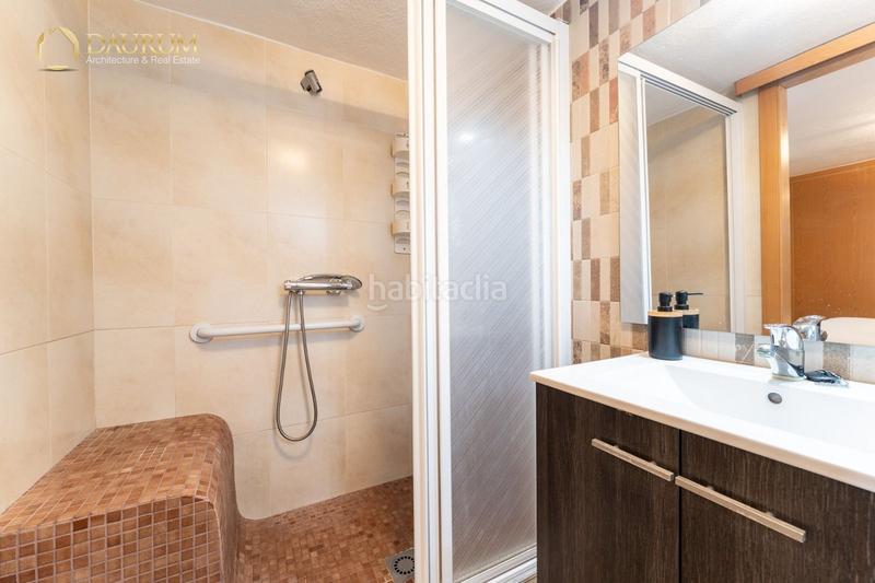 Foto cc5345e1-b2a6-42df-83a4-356e8fb185d9. Semi detached house with parking in Centro Mijas