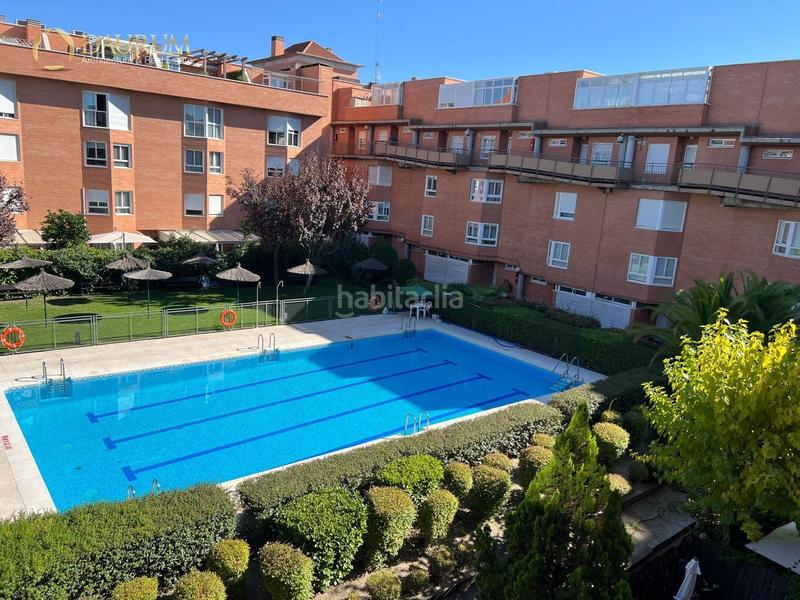 Foto 88e96d19-d8d5-4162-9166-1a7bac58a66b. Duplex con riscaldamento parcheggio piscina in Parque Empresarial Rozas de Madrid (Las)