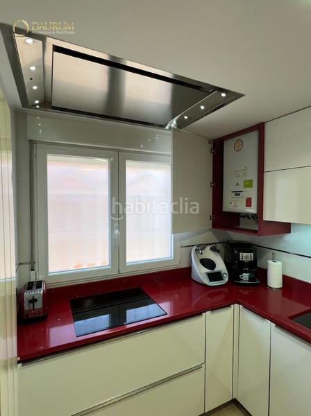 Foto fa57f566-62b1-47c7-919c-15d31b9904c9. Duplex con riscaldamento parcheggio piscina in Parque Empresarial Rozas de Madrid (Las)