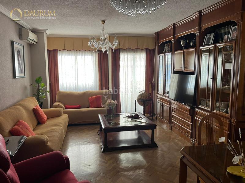 Foto 55f070f7-61ca-49f5-8c71-bdf57f90c321. Piso magnífico piso de 4 habitaciones en Centro Getafe