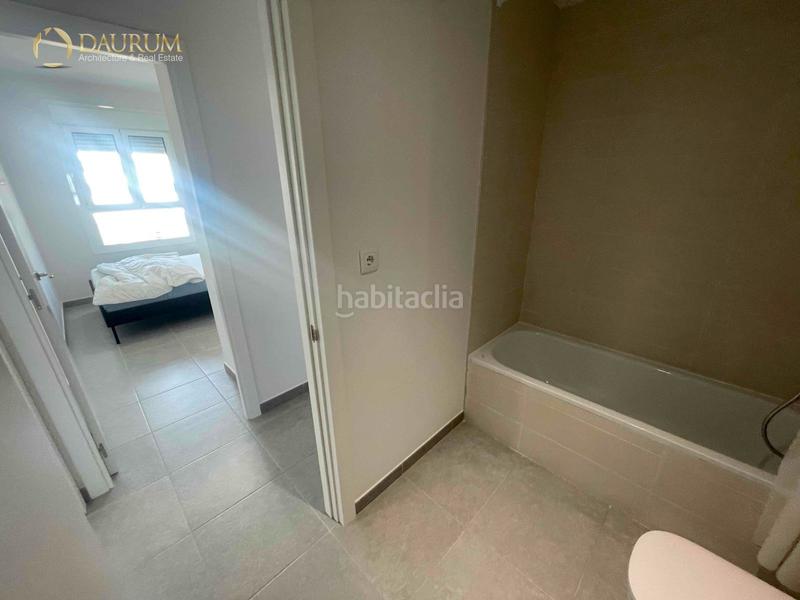 Foto f8903a1f-1671-477b-ac5f-61ea1729cb6f. Location appartement avec chauffage parking piscine dans Málaga