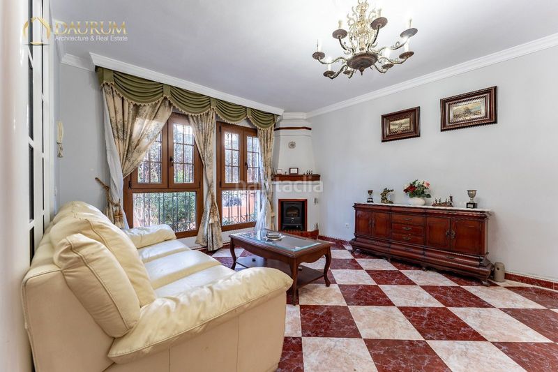 Foto c2a7381e-c563-4b77-b3f4-5f10f629063b. Casa adossada amb aparcament a Pedregalejo - Morlaco Málaga