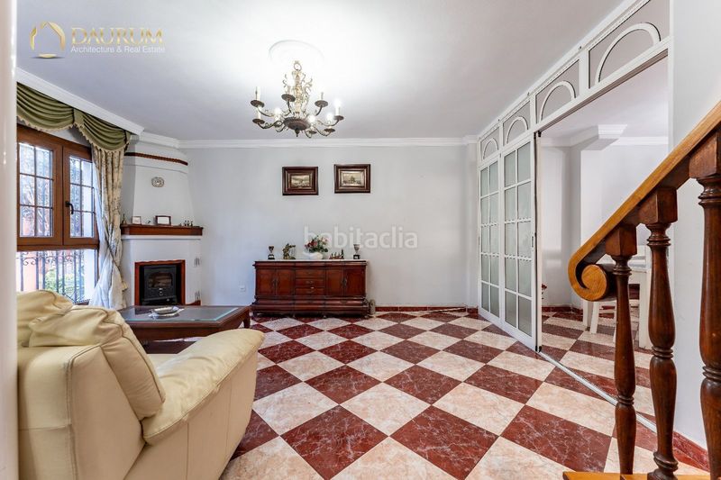 Foto da68e564-bea2-41d5-bb46-5389f660cc97. Casa adossada amb aparcament a Pedregalejo - Morlaco Málaga
