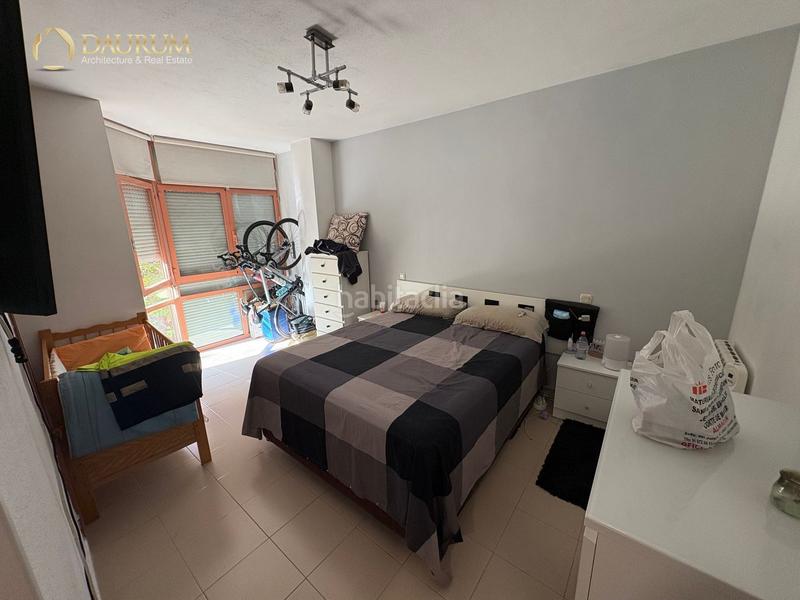 Foto 5988b51f-0a05-42e9-a358-ff3f92637faf. Flat with heating parking in Palomeras Bajas Madrid