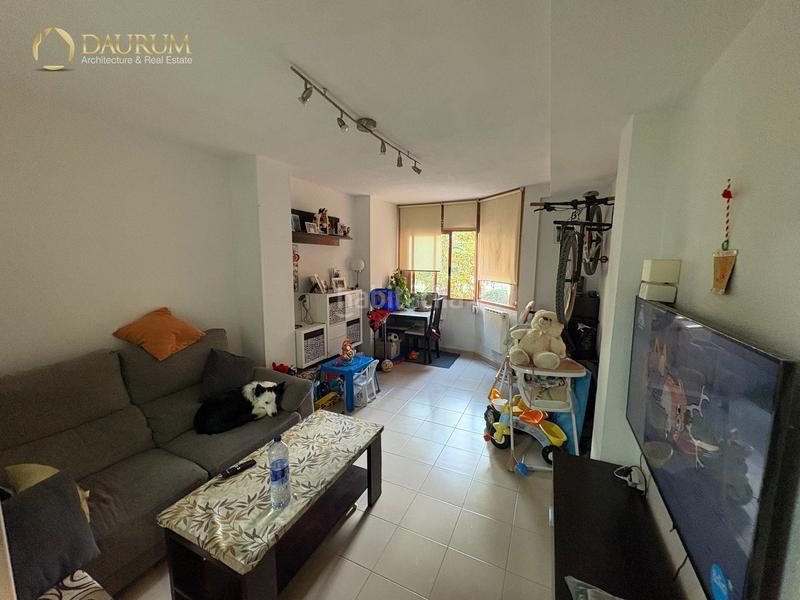 Foto eccca022-7d6b-40d1-aba1-e1f5fd23d775. Flat with heating parking in Palomeras Bajas Madrid