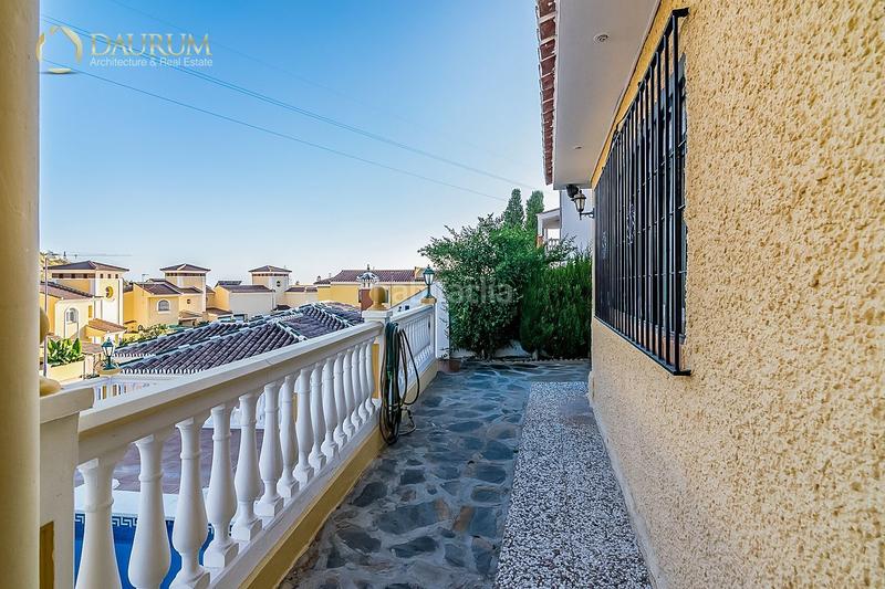 Foto 05323f16-2fde-46ab-b9bd-5c504db33a26. Chalet avec chauffage parking piscine dans La Cala del Moral Rincón de la Victoria