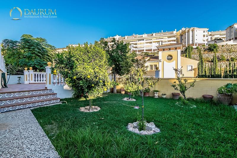 Foto 9a0537dc-ad35-4894-8b11-9816294d7934. Chalet avec chauffage parking piscine dans La Cala del Moral Rincón de la Victoria