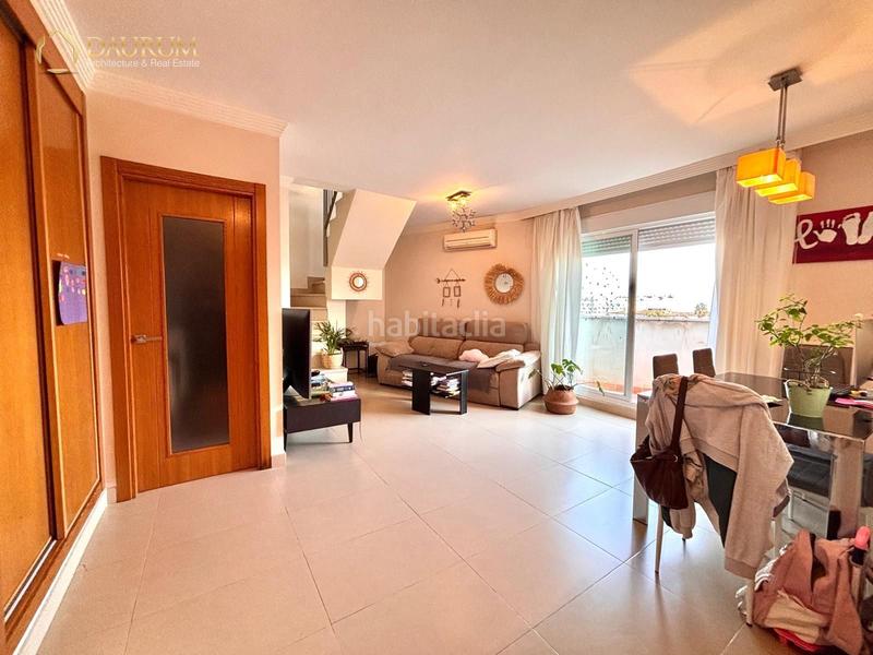 Foto a5065102-e770-4d1b-98aa-7a5aed3554fd. Attico con parcheggio piscina in La Colina Torremolinos