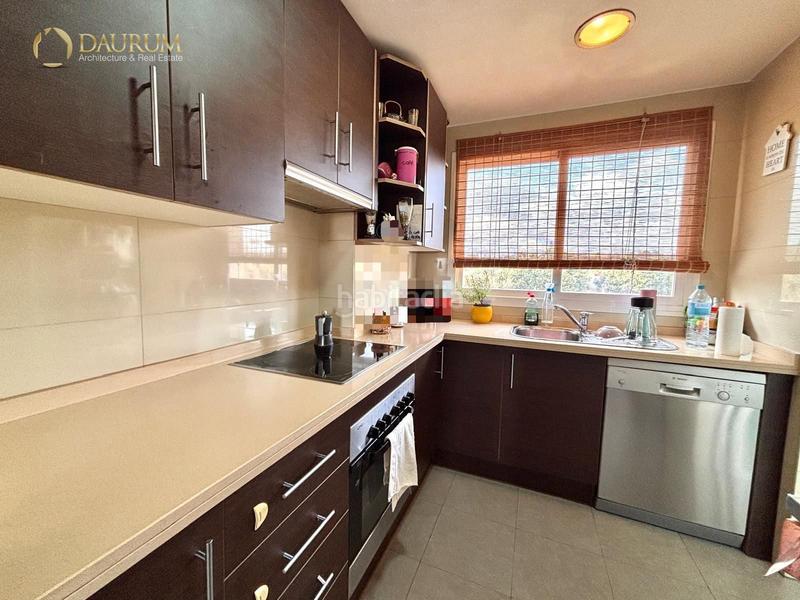 Foto dc2e16ec-259a-461f-b4dd-6651d79a16a6. Attico con parcheggio piscina in La Colina Torremolinos