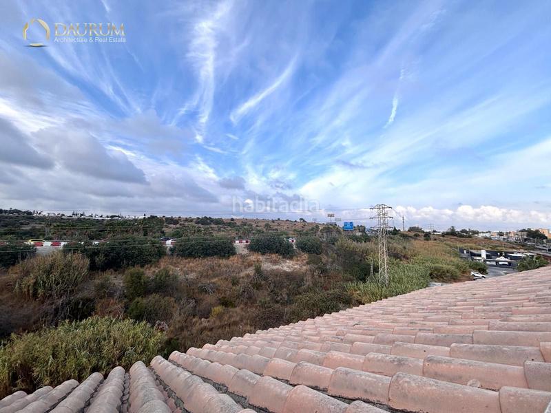 Foto f60a7417-aa6f-4b3b-bc6f-1b77e50dbd0f. Attico con parcheggio piscina in La Colina Torremolinos