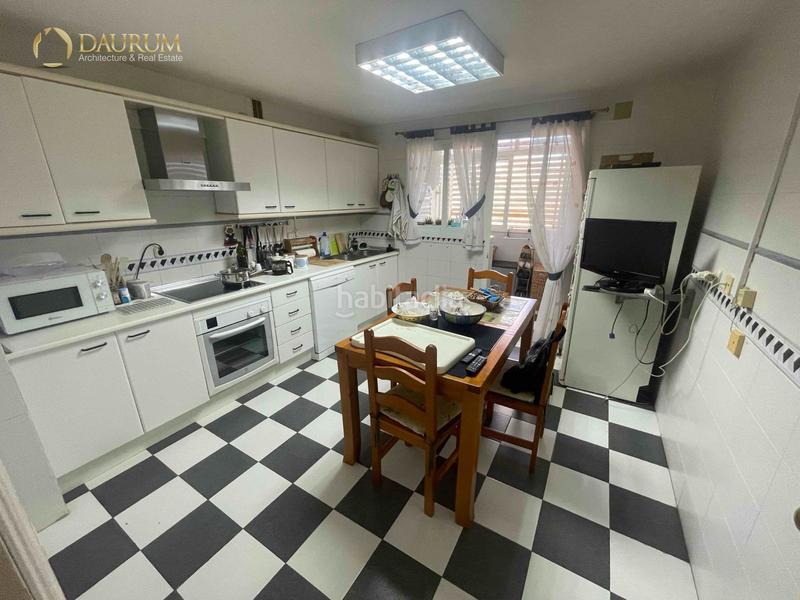 Foto fd77e3ef-618d-4001-83f9-54f0cb76d9fc. Location appartement avec chauffage dans Limonar Málaga