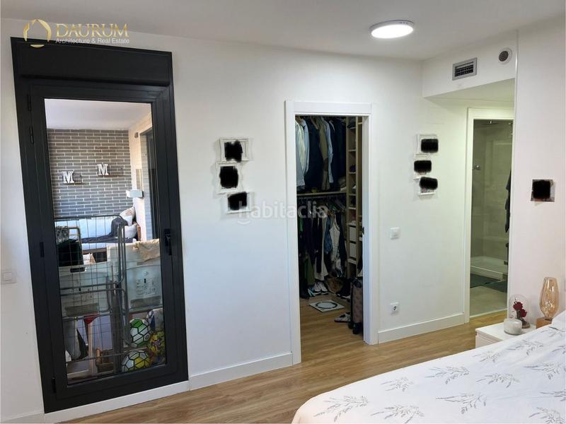 Foto 6c4d45e8-b89e-494d-87b7-0fd6c76169ec. Pis amb calefacció aparcament piscina a Palomeras Sureste Madrid