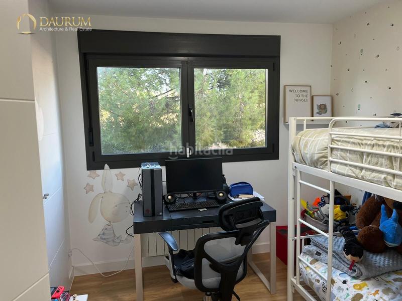 Foto 8a217bc9-3d86-4a4c-91da-85de5f28e8f9. Pis amb calefacció aparcament piscina a Palomeras Sureste Madrid