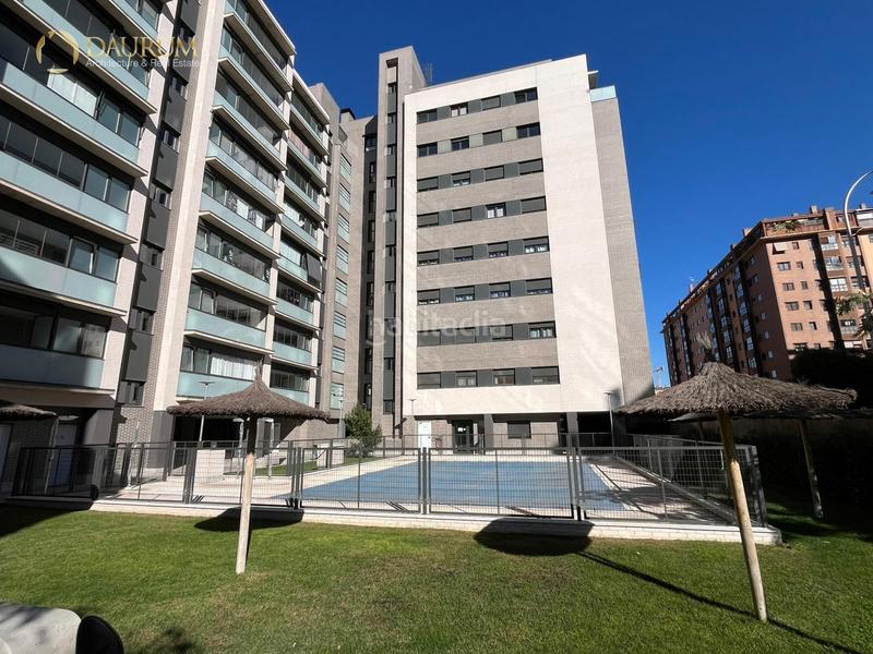 Foto ab891cd0-5c27-4592-aa8d-d2a1bff74ba6. Pis amb calefacció aparcament piscina a Palomeras Sureste Madrid