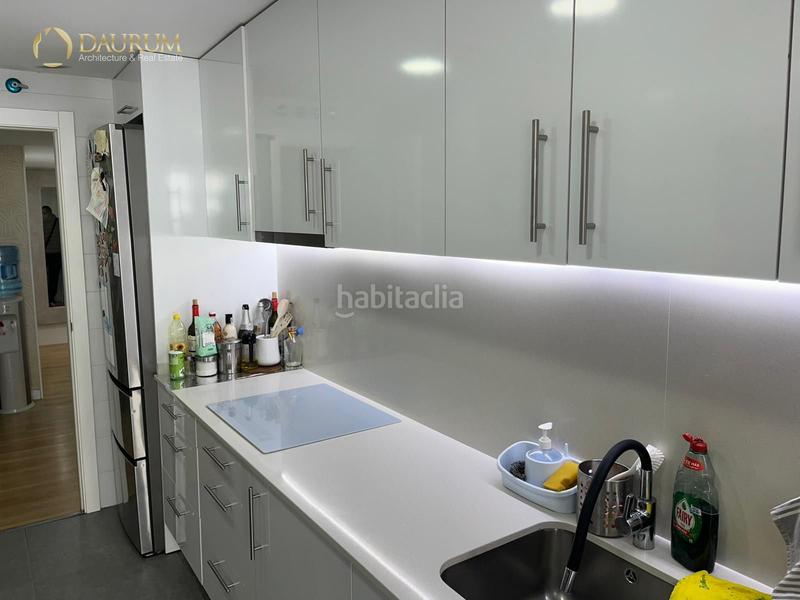 Foto b3f0cdd4-88c9-478b-ad21-dfdad70d298c. Pis amb calefacció aparcament piscina a Palomeras Sureste Madrid