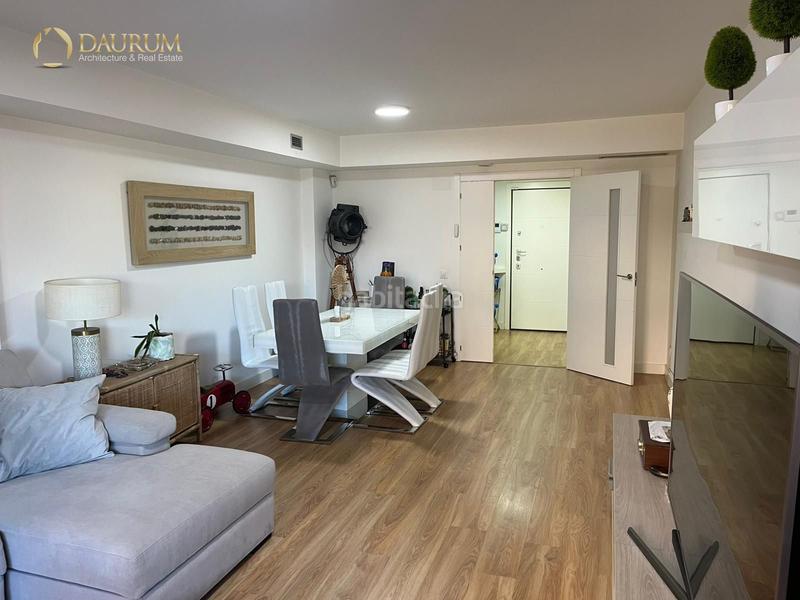 Foto d790c954-afb8-4874-bbb7-5abdd421b4f6. Pis amb calefacció aparcament piscina a Palomeras Sureste Madrid