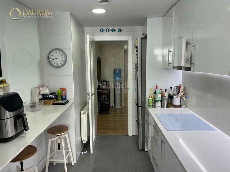 Foto f318f2f4-d7f7-4f1e-9f6d-68a0de928e78. Pis amb calefacció aparcament piscina a Palomeras Sureste Madrid