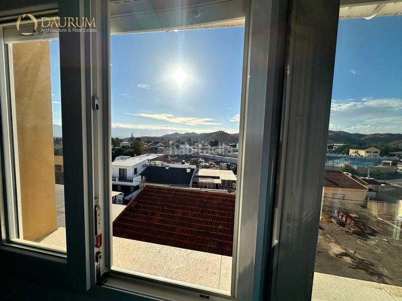 Foto a4fec44f-7981-4abe-9848-ac79ae06f65f. Casa adossada amb calefacció aparcament piscina a Málaga