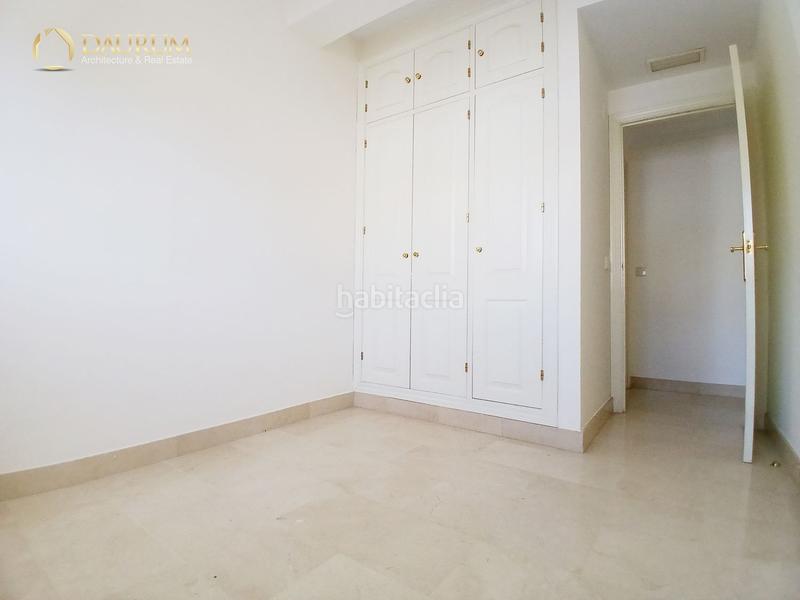 Foto fdc82096-aecc-4b6c-aa63-63c59b32e967. Attico con riscaldamento parcheggio piscina in La Carihuela - Los Nidos Torremolinos