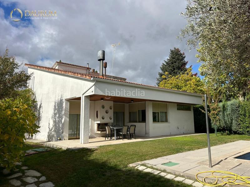 Foto a07cf02f-32e1-4094-8f74-e0b0f69917df. Xalet amb calefacció aparcament piscina a El Olivar de Mirabal Boadilla del Monte