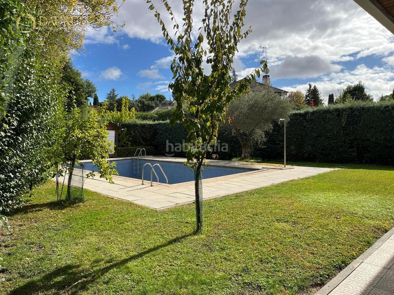 Foto fbc178d5-b81d-40a6-b828-ba00672e5395. Xalet amb calefacció aparcament piscina a El Olivar de Mirabal Boadilla del Monte