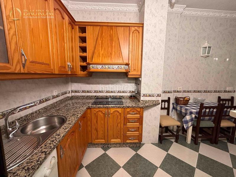 Foto 71bc85c3-5fe1-4fca-97cf-7c738f71e962. Casa adosada maravillosa vivienda unifamiliar de 4 plantas en Arroyo de la Miel en Benalmádena