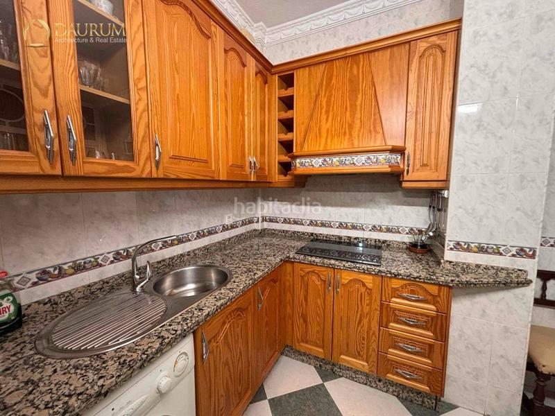 Foto b213f671-3bfe-4d10-80d5-ee8fdf05ebb9. Casa adosada maravillosa vivienda unifamiliar de 4 plantas en Arroyo de la Miel en Benalmádena