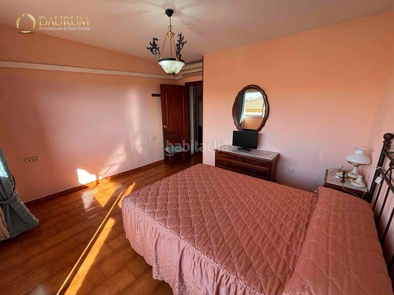 Foto c28c0bdb-1ee1-4434-b390-a7d9bca843a0. Casa adosada maravillosa vivienda unifamiliar de 4 plantas en Arroyo de la Miel en Benalmádena