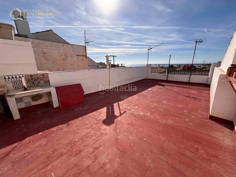 Foto d361e2df-5edb-45c4-be04-e16f79a27792. Casa adosada maravillosa vivienda unifamiliar de 4 plantas en Arroyo de la Miel en Benalmádena