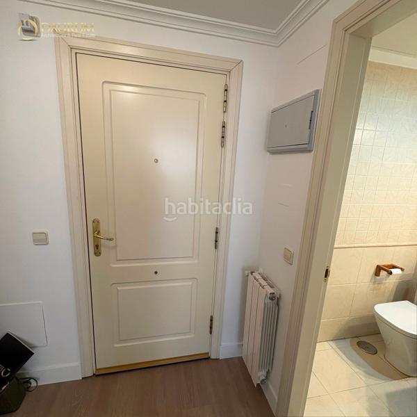 Foto d29e94e8-7a74-44e9-9c99-090c10f16cc4. Location attique avec chauffage parking piscine dans La Moraleja