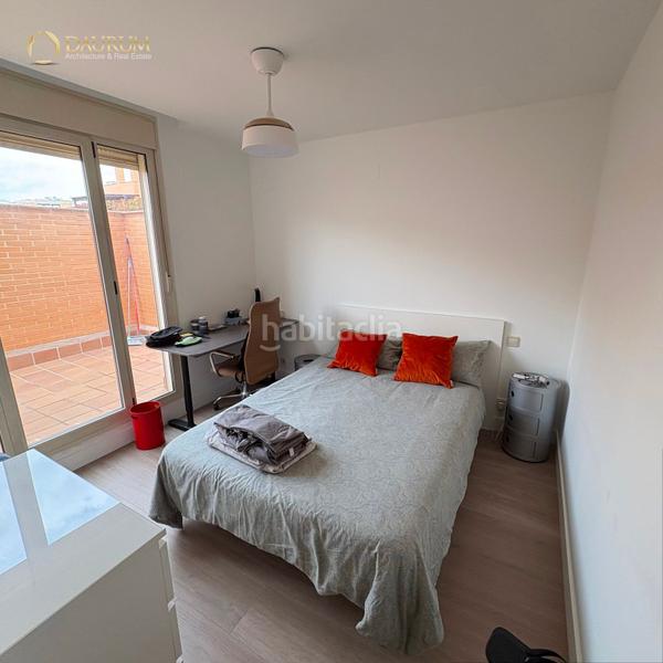 Foto 18daeb63-ba14-4221-b662-160282bf6086. Rent penthouse with heating parking pool in Arroyo de la Vega La Moraleja