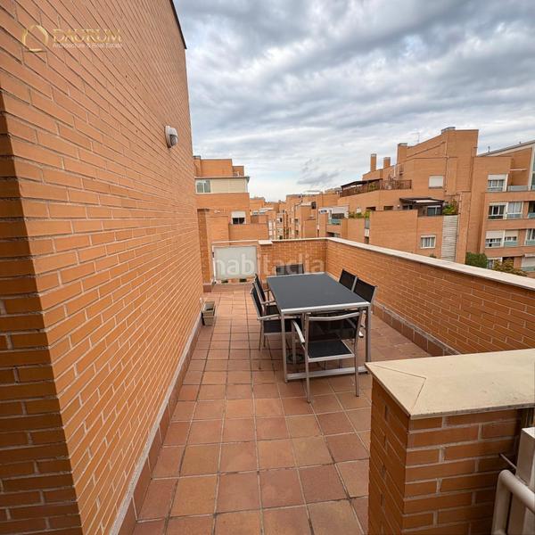 Foto 6545c384-97bb-4c28-95c1-6f8119a839fd. Rent penthouse with heating parking pool in Arroyo de la Vega La Moraleja