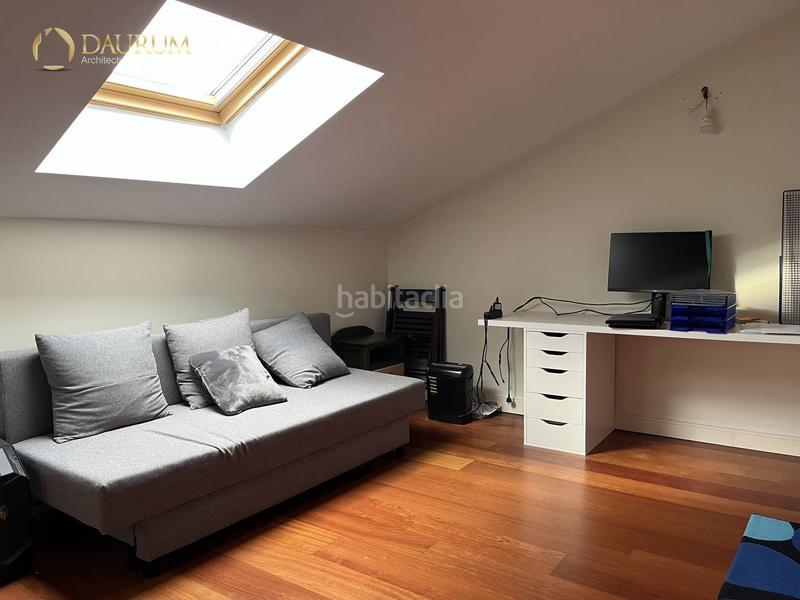 Foto c7cbdf65-d299-4663-8f6e-5823b7cc6a90. Dúplex maravilloso dúplex de 3 habitaciones en Ensanche Alcalá de Henares