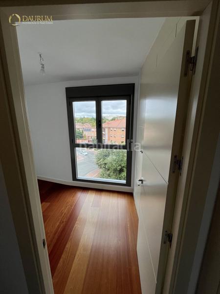 Foto dc672d11-bf23-4638-91a8-7e0ec7893a3a. Dúplex maravilloso dúplex de 3 habitaciones en Ensanche Alcalá de Henares