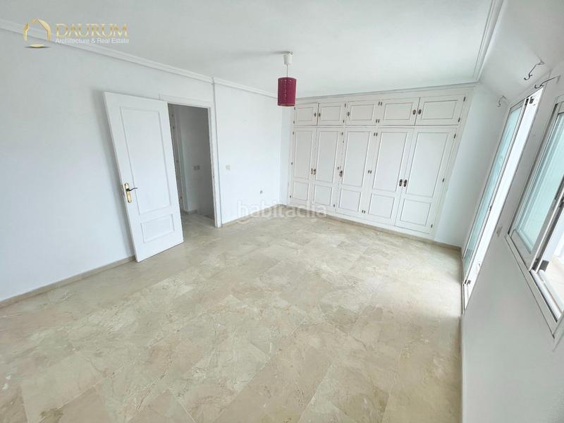 Foto 5ab7448c-4717-4380-916b-fb31e4542e8a. Casa adosada chalet adosado en venta en torrequebrada en Benalmádena